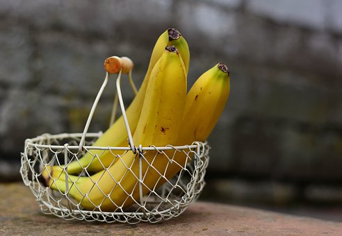 bananas-2412432__340